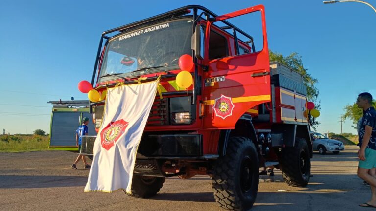 Nueva Unidad 4×4 Renault 85-150.